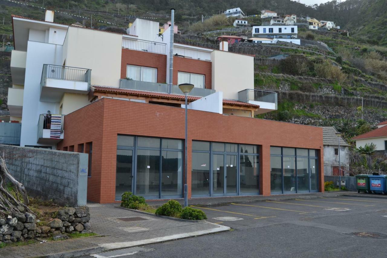 Sea View Apartment Porto Moniz Exterior photo